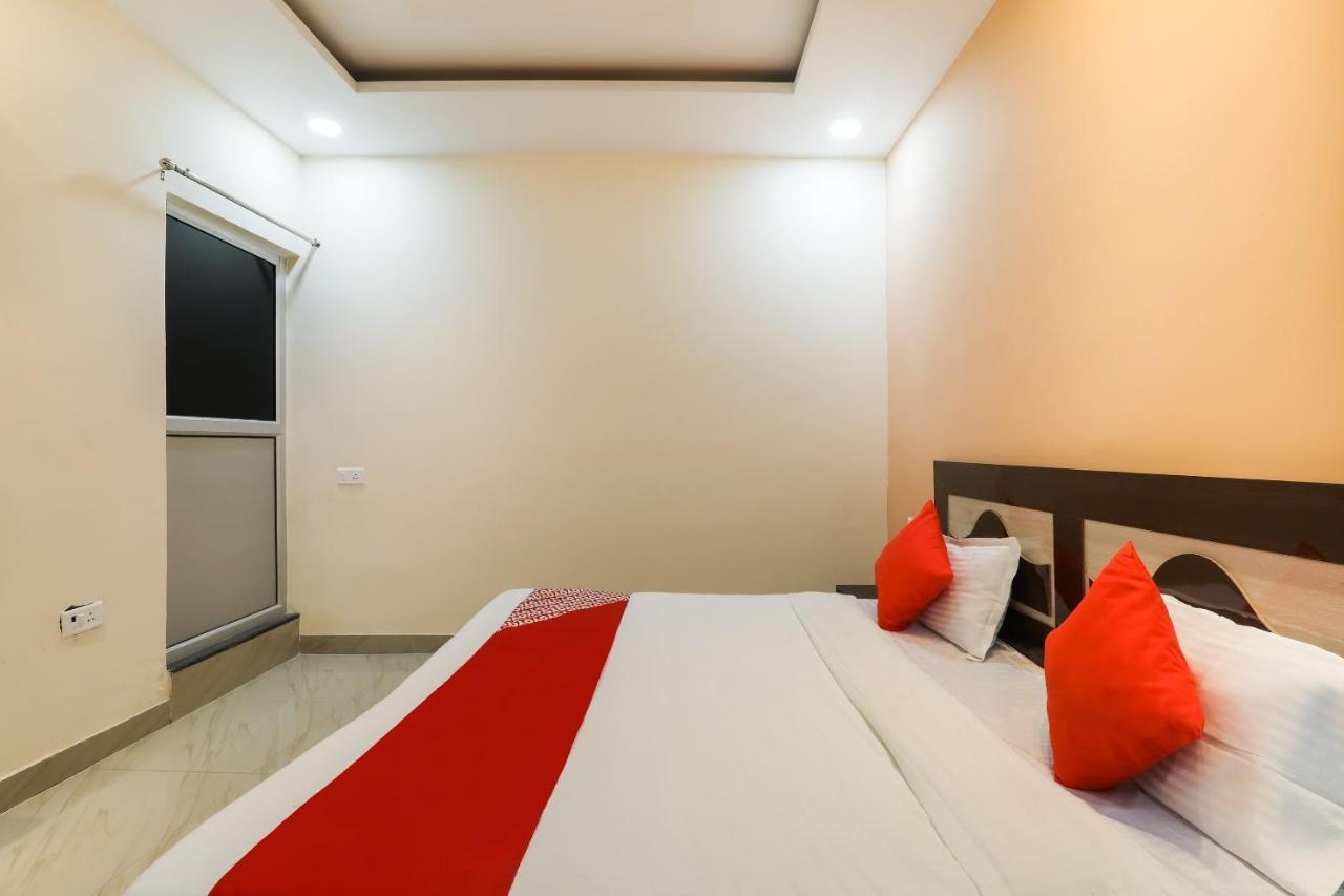 Oyo Flagship Krishna Regency Near Chaudhary Charan Singh International Airport Hotel Bijnaur ภายนอก รูปภาพ