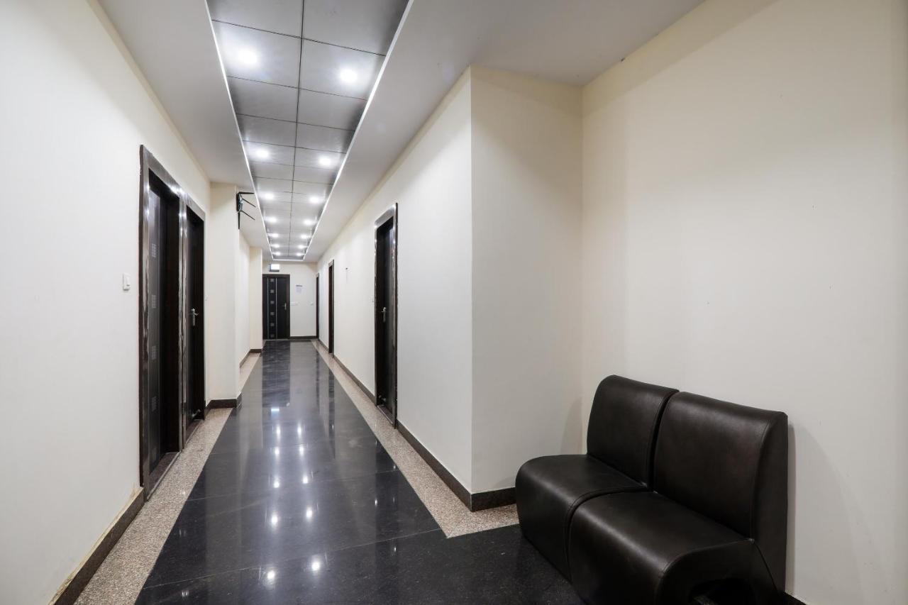 Oyo Flagship Krishna Regency Near Chaudhary Charan Singh International Airport Hotel Bijnaur ภายนอก รูปภาพ