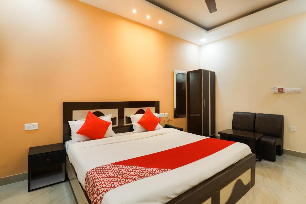 Oyo Flagship Krishna Regency Near Chaudhary Charan Singh International Airport Hotel Bijnaur ภายนอก รูปภาพ
